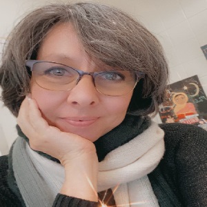 Angela Simon